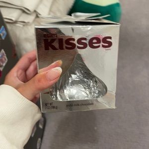 New just bought giant hearshy Kiss!